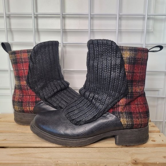 Muk Luks Adalee Ankle Boots - Picture 2 of 11